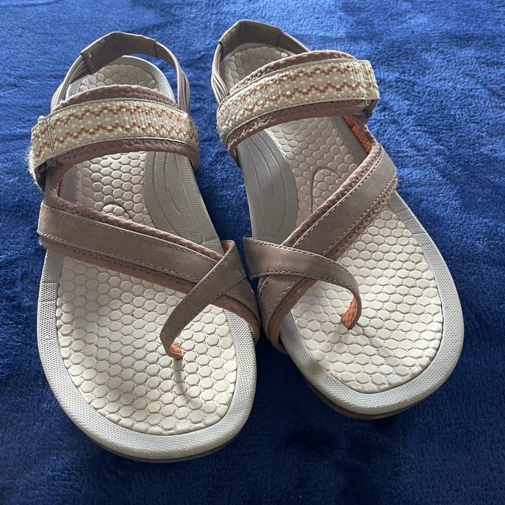 Bear traps Womens Sandler Cross‎ Foot Tan/Brown Size 11